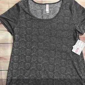 Small rocket lularoe classic tee